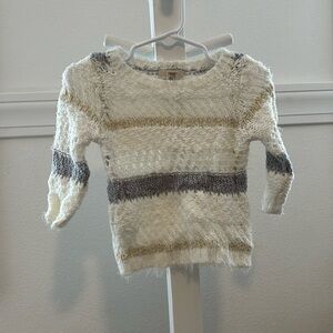ABSOLUTELY ADORABLE peek sweater for 6 - 12 months grey cream and gold
